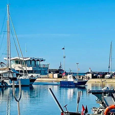 Cap D T2 Vue Port , Ile Pecheurs , Parking Privatif דירה *